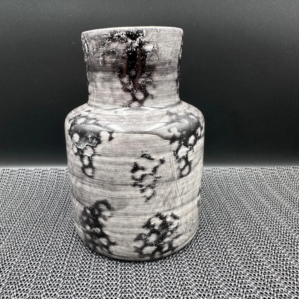 Made For Retail Ceramic Vase Black White Glaze Abstract Decor 7in 234-25-9913